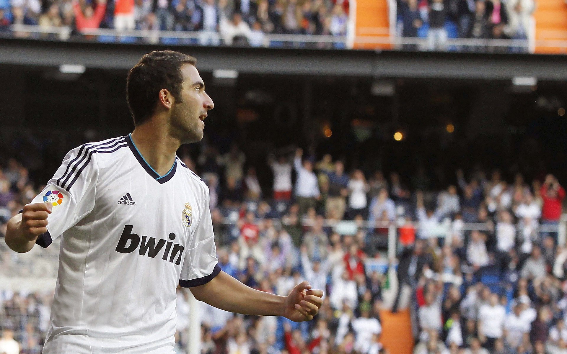 《【文化融合】电竞如何成为新时代青少年的精神象征？》，电竞青少年的逐梦路